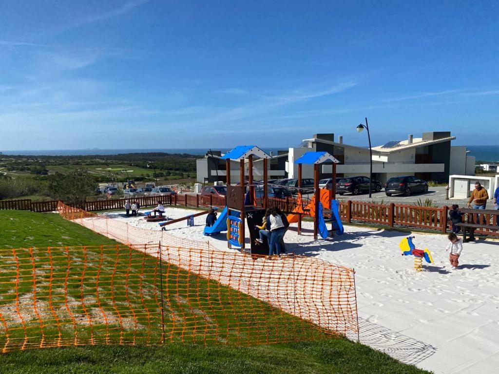 Royal Obidos Scenic Resort Praia del Rei Exterior photo Playground in the village