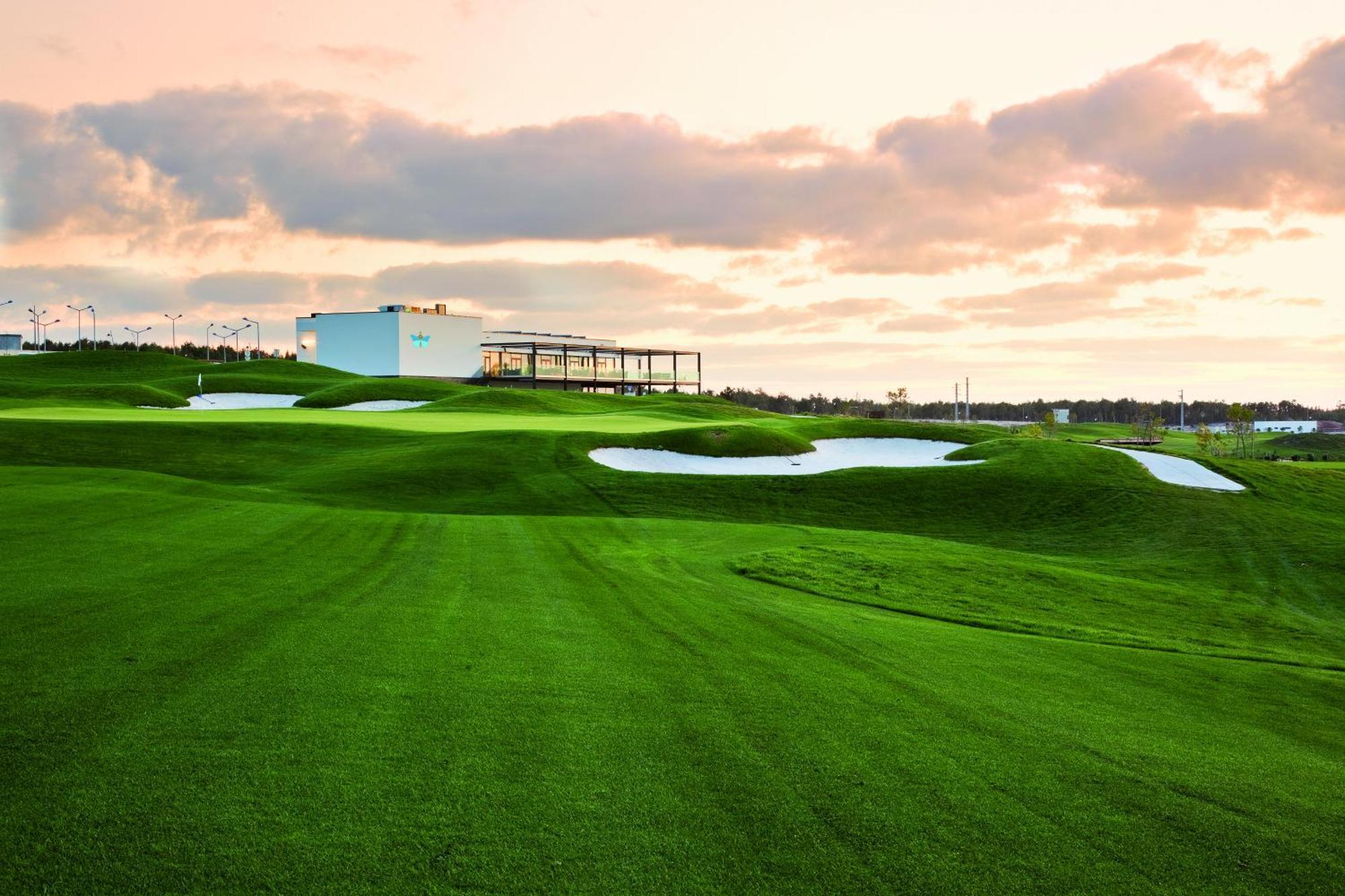 Royal Obidos Scenic Resort Praia del Rei Exterior photo Golf course at the Four Seasons Resort