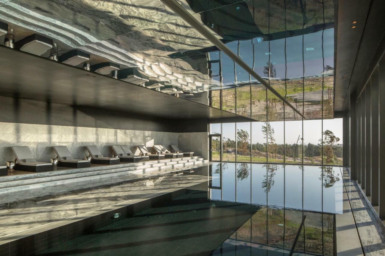 Royal Obidos Scenic Resort Praia del Rei Exterior photo Interior of the building